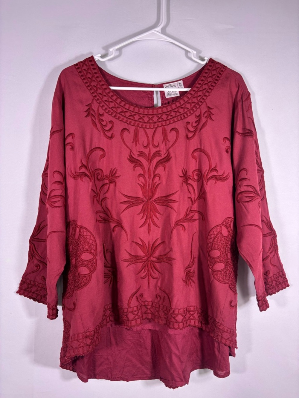 Parsley & Sage Ombre Tunic Top Embroidered Berry Red Artistic Print Size XL